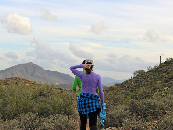Hikers, Cave Creek, Arizona, Go John Hiking Trail, Cave Creek Regional Park, Saguaros, Mountains