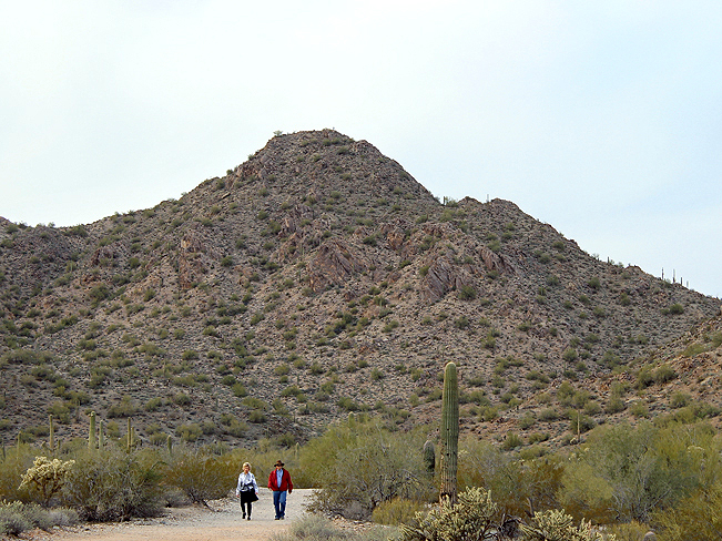Landscape, View, Hikers, San Tan Hiking Trail Loop, Arizona's San Tan Regional Park, Queen Creek. Phoenix Area, Mountain, Desert