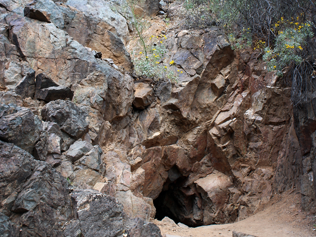 Landscape, View, Small Cave, Jewel of the Creek Hiking Trail, Jewel of the Creek Preserve, Cave Creek, Arizona, Phoenix Area, Family Hikes