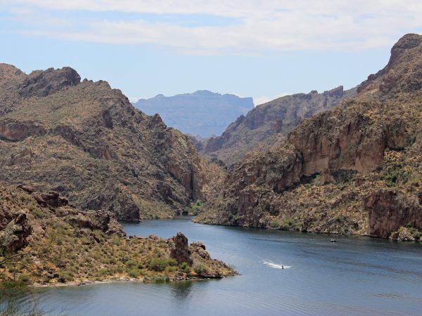 Landscape, View, Boat, Cliffs, Saguaro Lake, Arizona, Perigrine Point, Butcher Jones Hiking Trail. Moderate Hikes. Phoenix Area Hikes. Family Friendly Hikes. Pet Friendly Hikes.