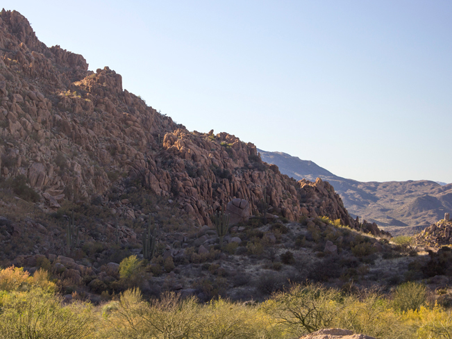 Ballantine Hiking Trail; Rock Formations; Arizona; Central Arizona Hiking Trails; Moderate Hiking Trails; Mazatzal Mountains; Tonto National Forest; Dayhikes; Copyright azutopia.com. No use without express written permission.